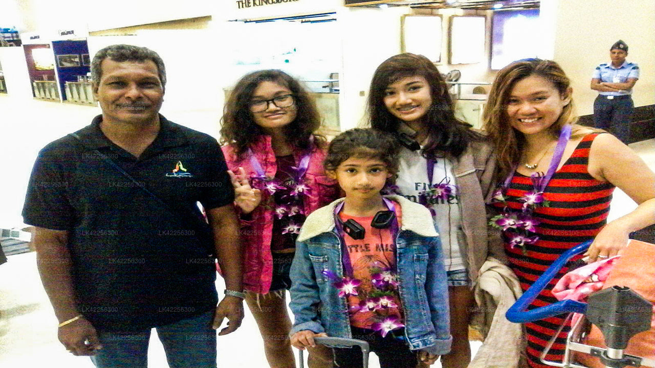 ゴール市からヌワラエリヤ市へのプライベート送迎