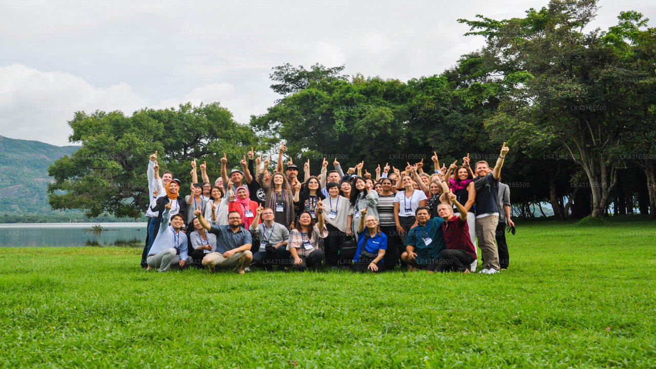 パシクダの Uga Escapes によるコロンボ空港 (CMB) とウガ湾間の送迎