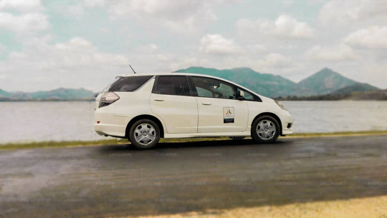 コロンボ空港 (CMB) とベントータのワラヘナ ビーチ ホテル間の送迎