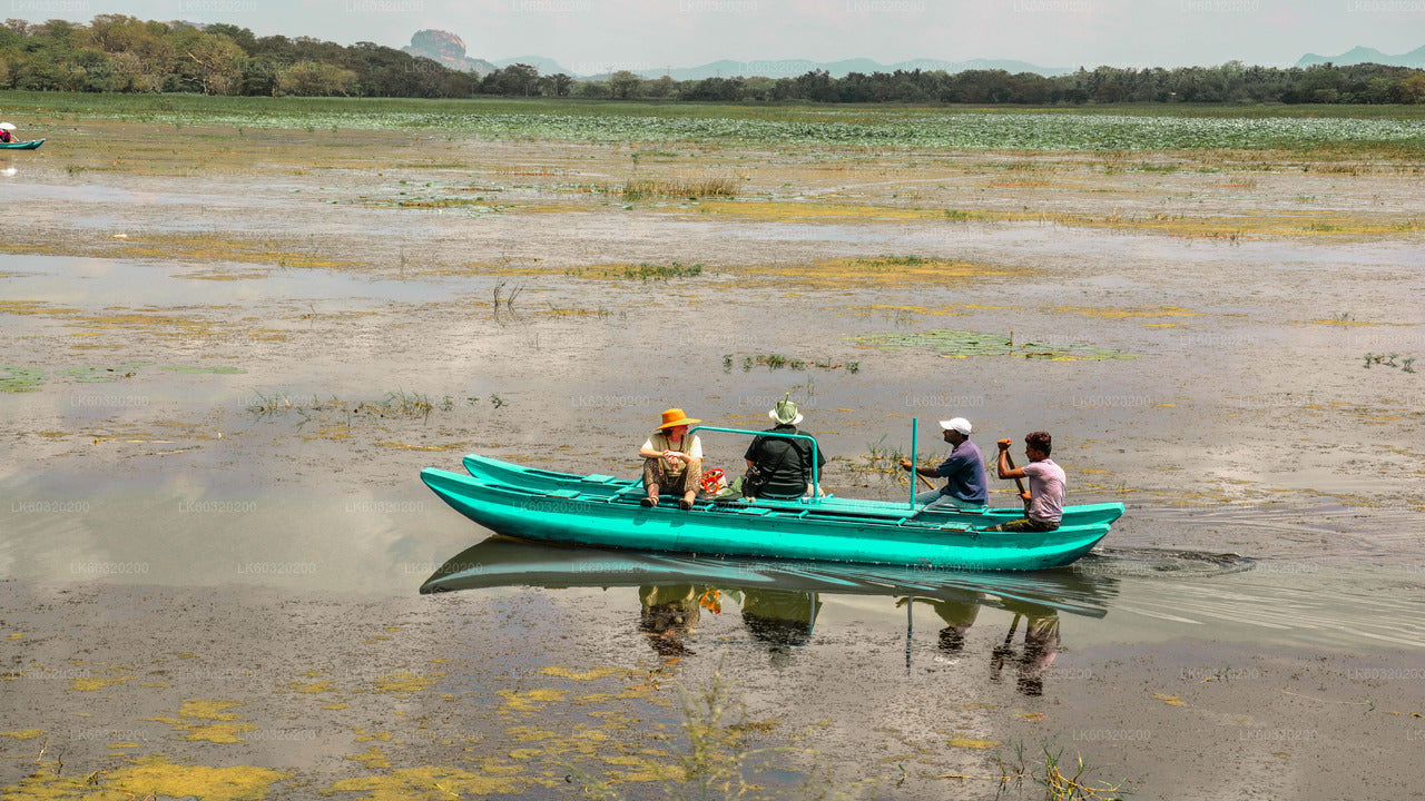 ハバラナ発シギリヤ村ツアー