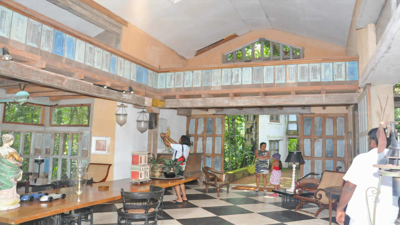 パナドゥラ発ベントータ市内ツアー