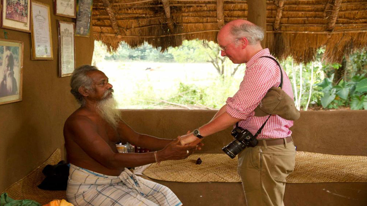 キャンディ発マヒヤンガンヤとダンバナの日帰りツアー
