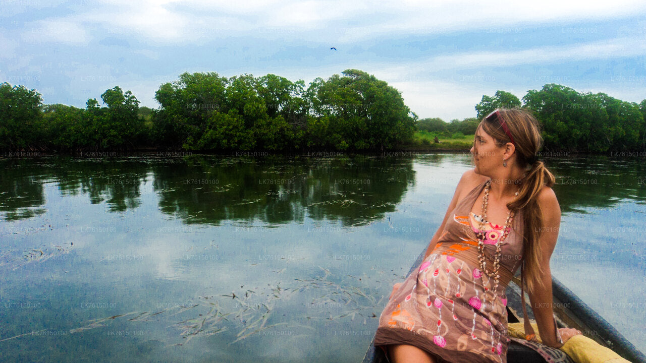 カルピティヤ発ラグーン ボート ツアー