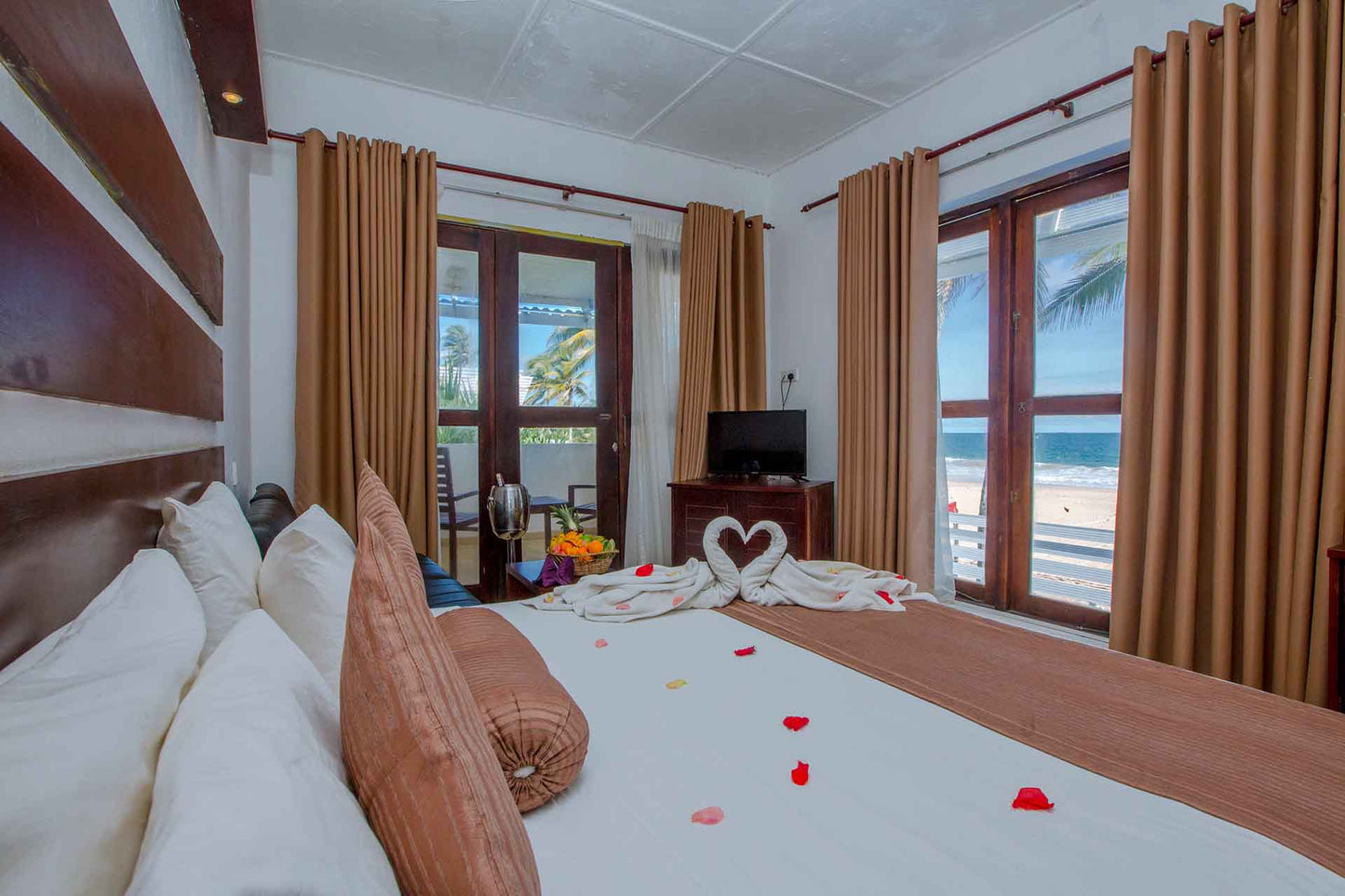 Avenra Beach Hotel, Hikkaduwa