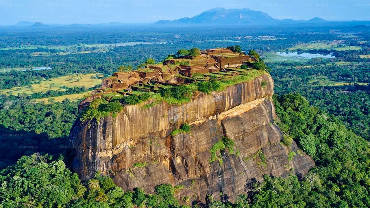 列車で巡るスリランカのハイライト（12）