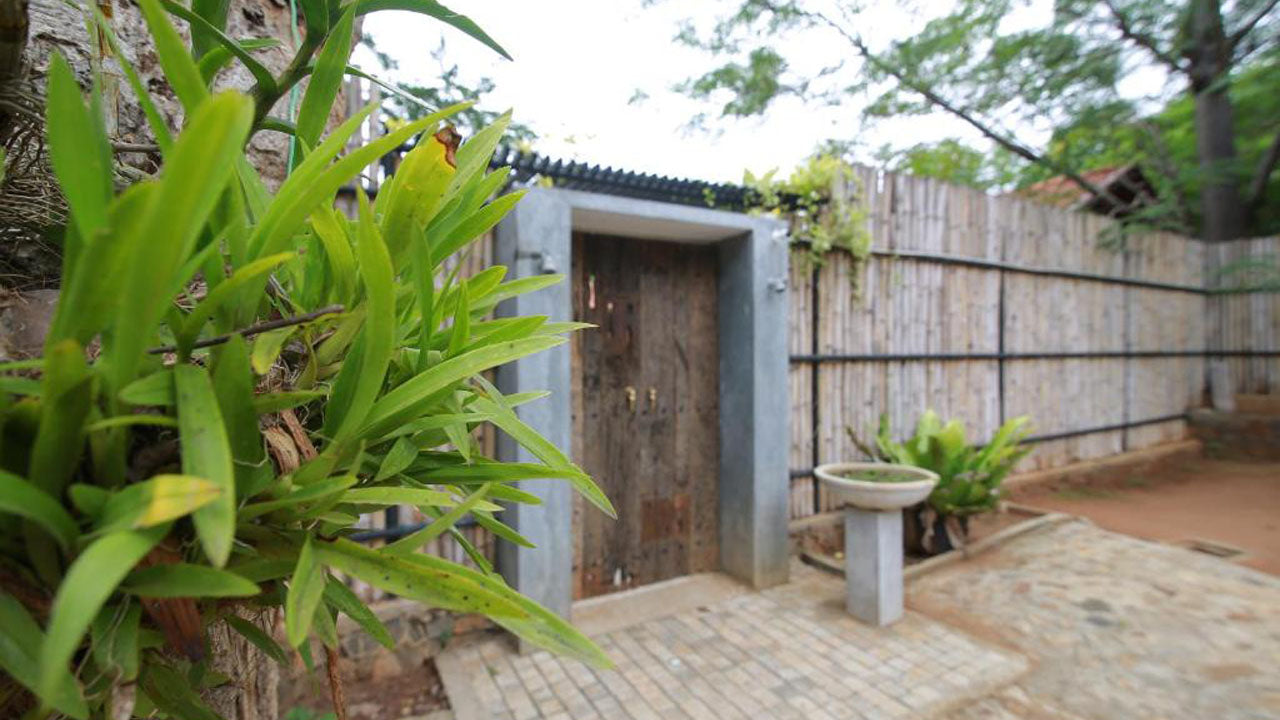 エリヤント、ウダワラウェ