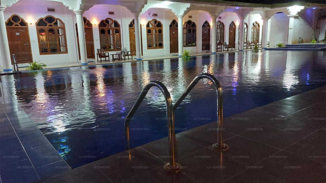 Mauro Beach Hotel, Trincomalee