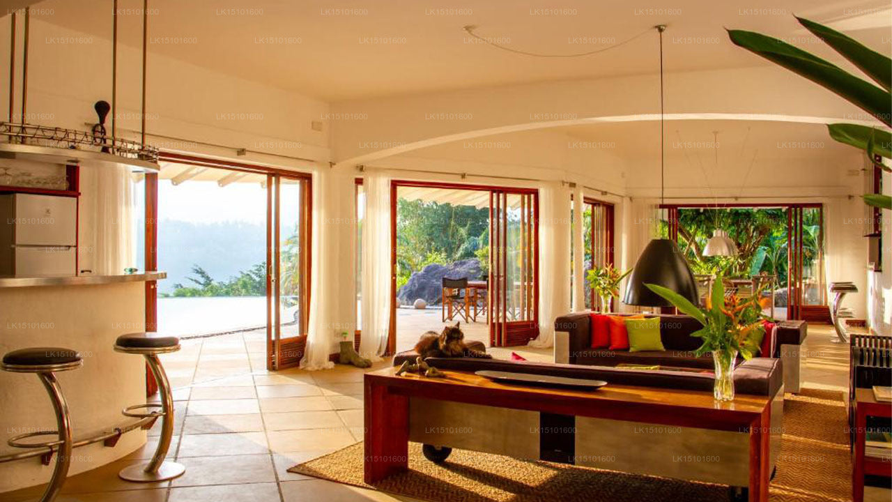 ブーゲンビリアリゾート、キャンディ