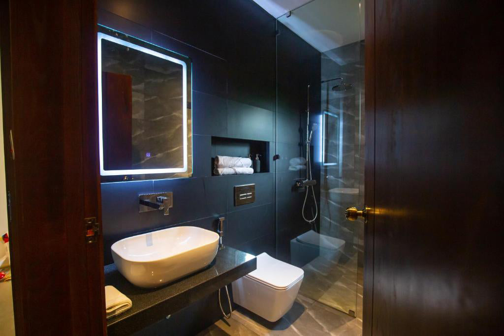 ナマラ・グリーン・エラ、エラ