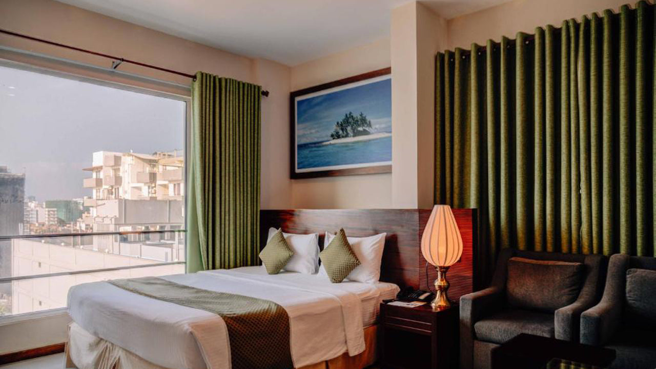 ミラージュホテルコロンボ (コロンボ)