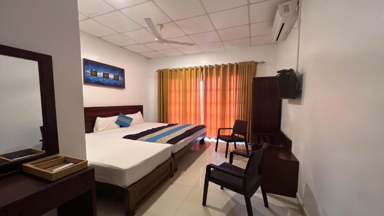 ベイビーチホテル、トリンコマリー