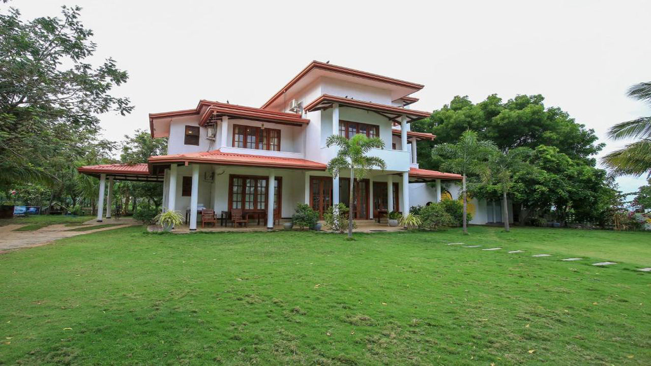 ベイビーチホテル、トリンコマリー