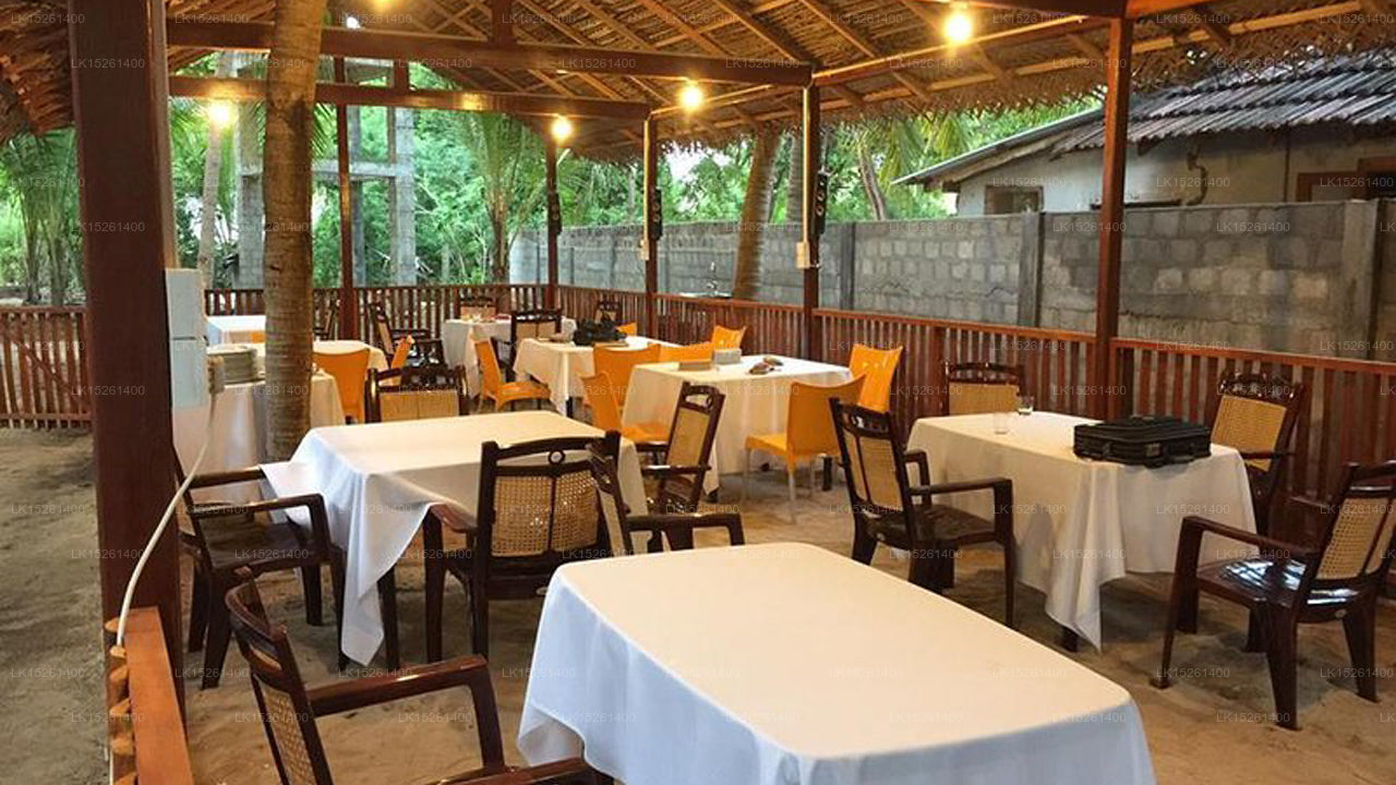 Orion Beach Way, Trincomalee