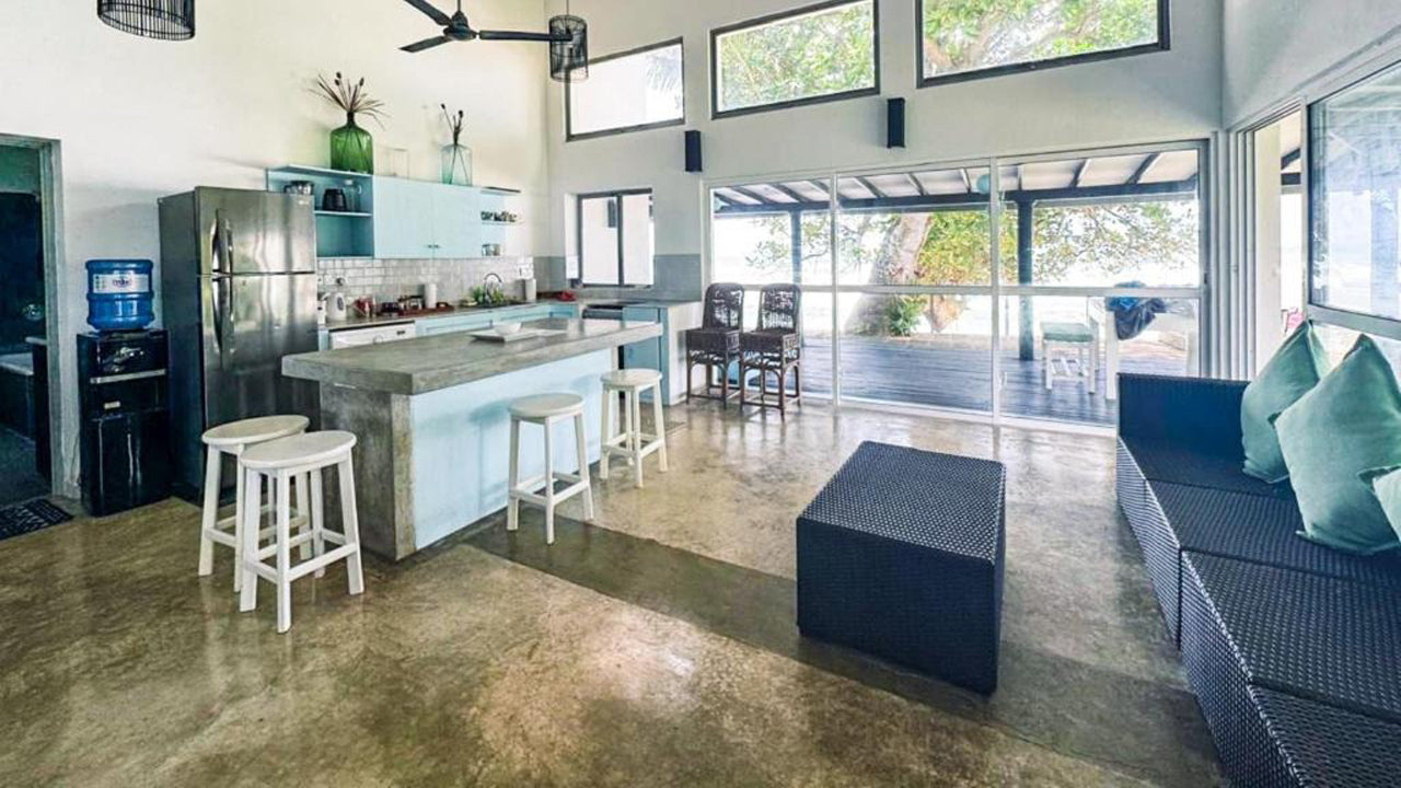 Marleys Beach House, Talpe