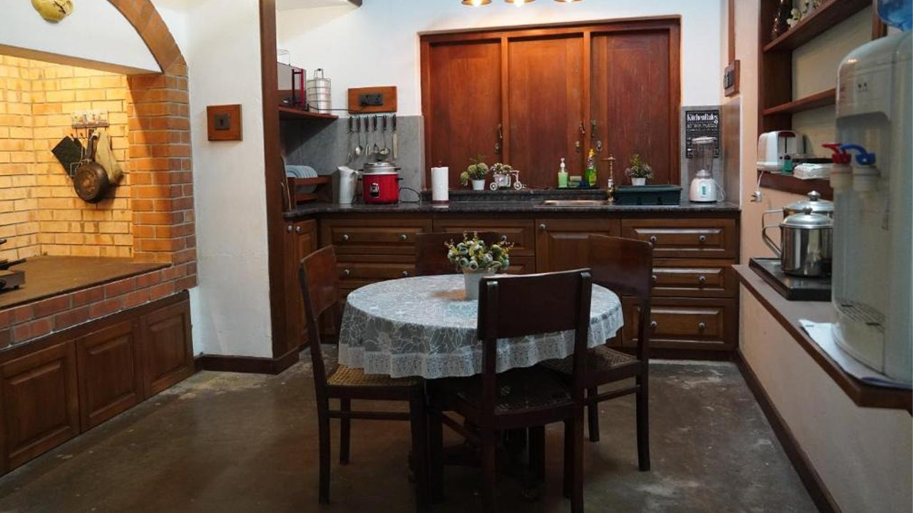 Gampaha Bungalow CHARAKAMA Holiday Home, Gampaha