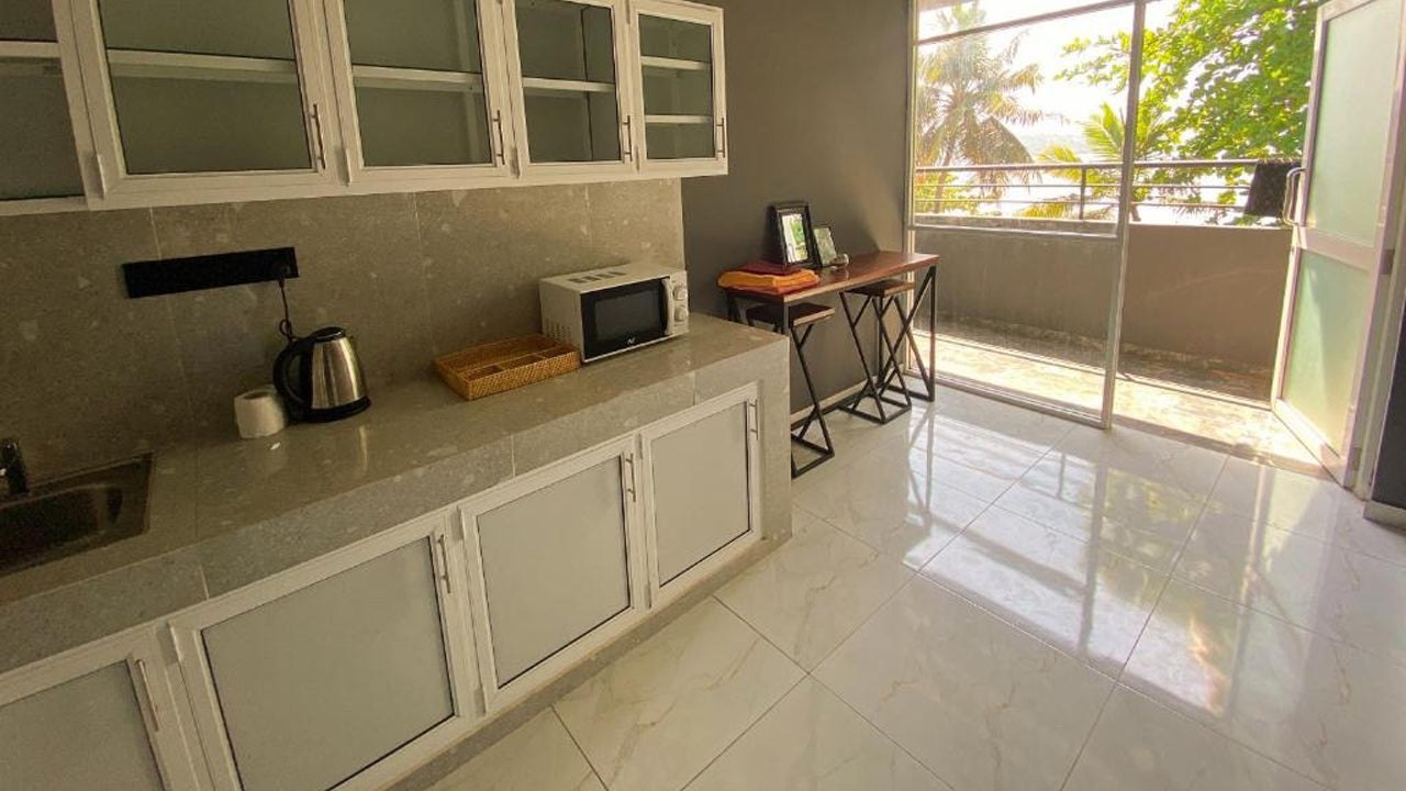 Surf by Sebu Beachfront, Galle