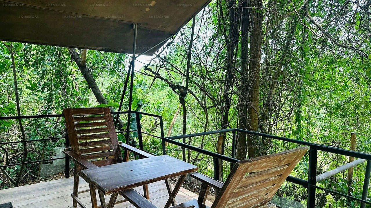 Hele Camp, Udawalawe