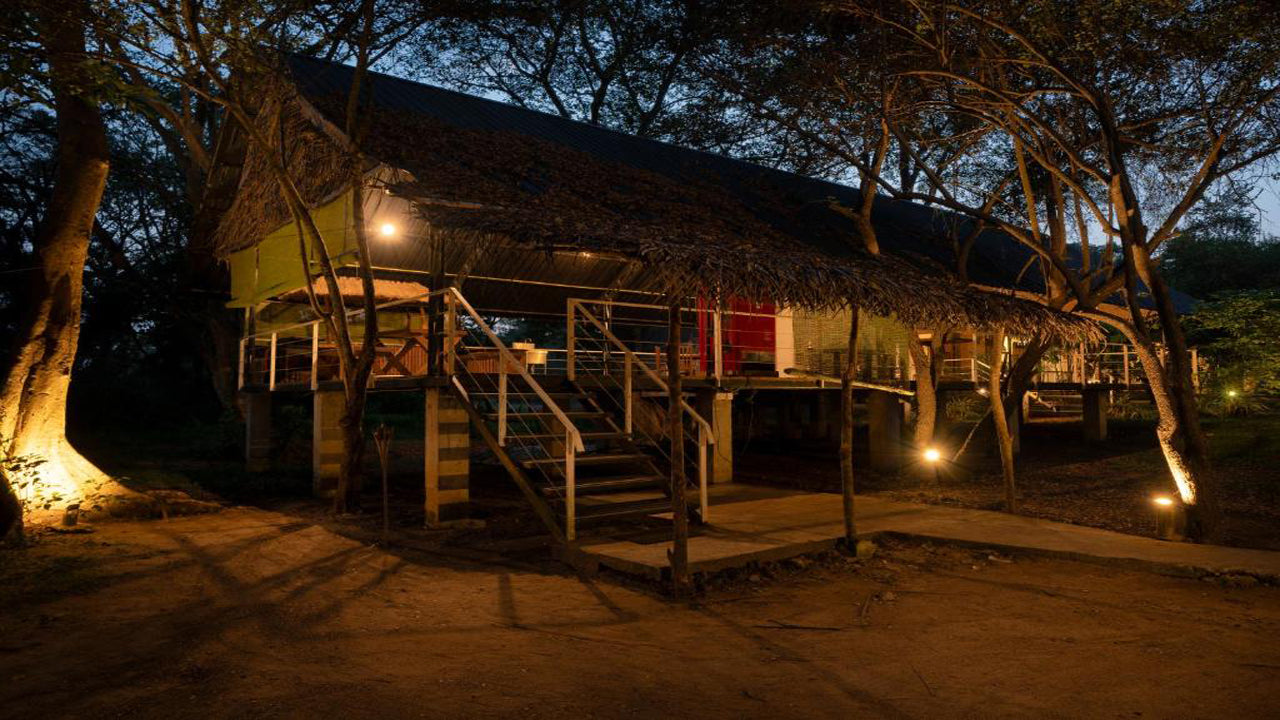 ラリアリゾート、シギリヤ