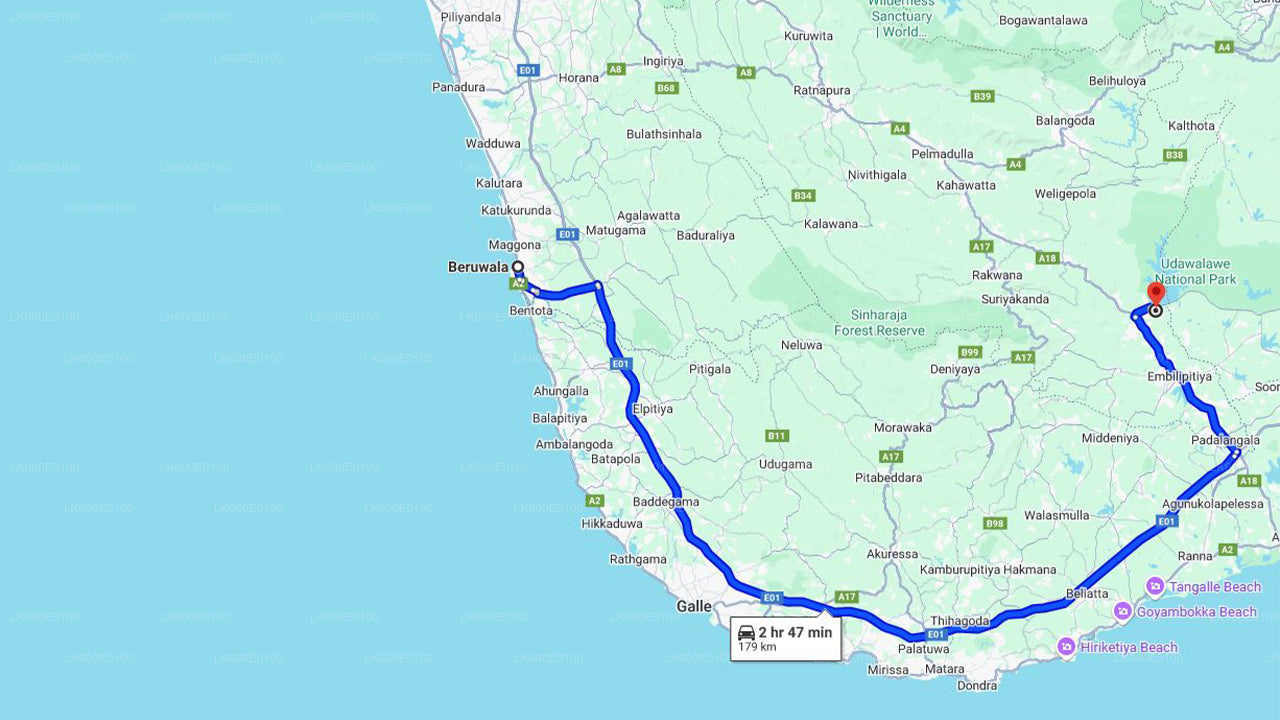 ベールワラ発ウダワラウェ国立公園サファリ