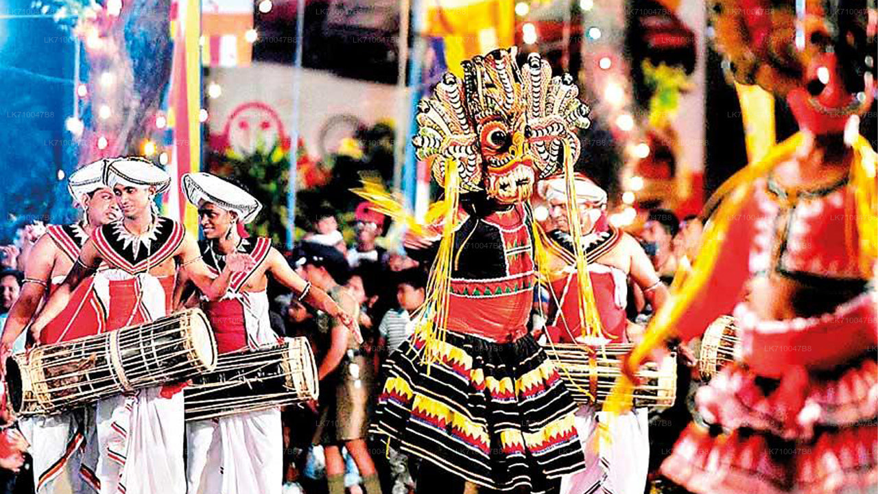 ガンガラマーヤ ナワム マハ ペラヘラ