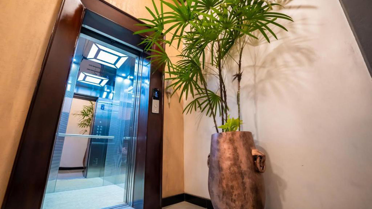 ライムシャインエアポートトランジットホテル (カトゥナーヤカ)