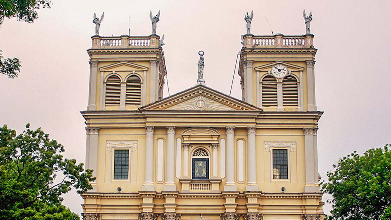 ニゴンボ市内ツアー