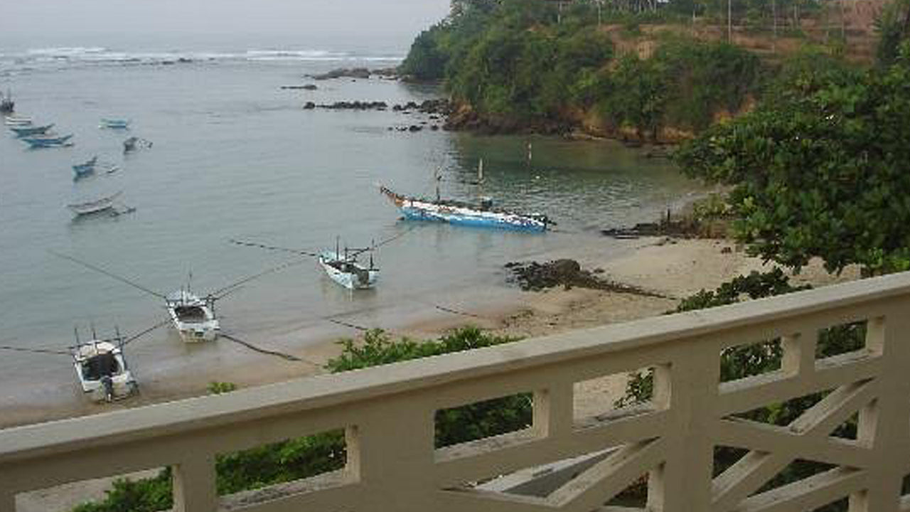Bay Beach Hotel, Weligama