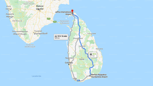 バッティカロア空港 (BTC) からジャフナ空港 (JAF) 市内プライベート送迎