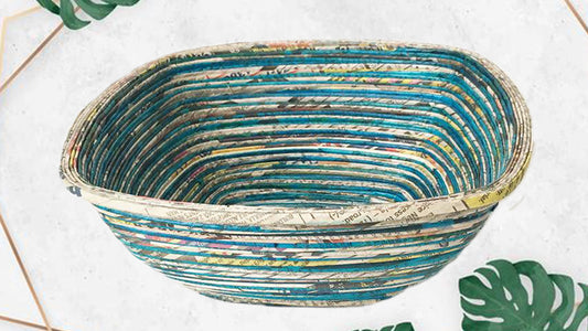 手作り新聞紙入れ（角・大）