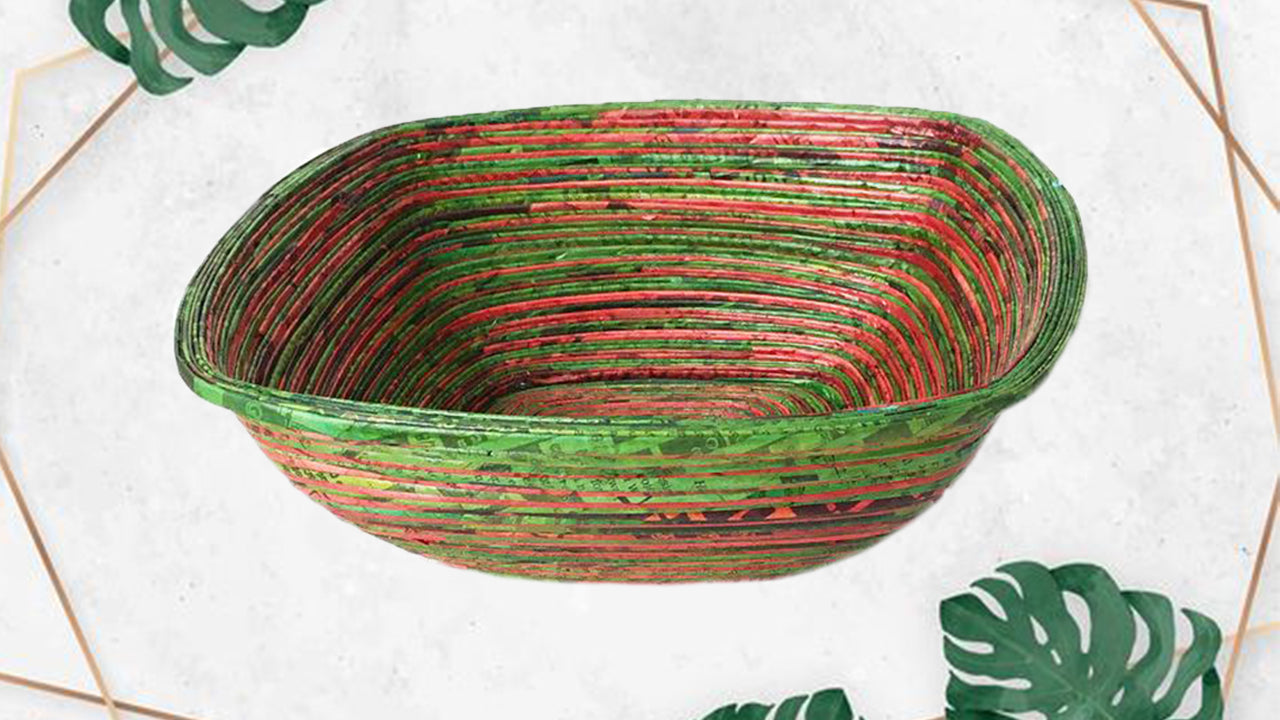 手作り新聞紙入れ（角・大）